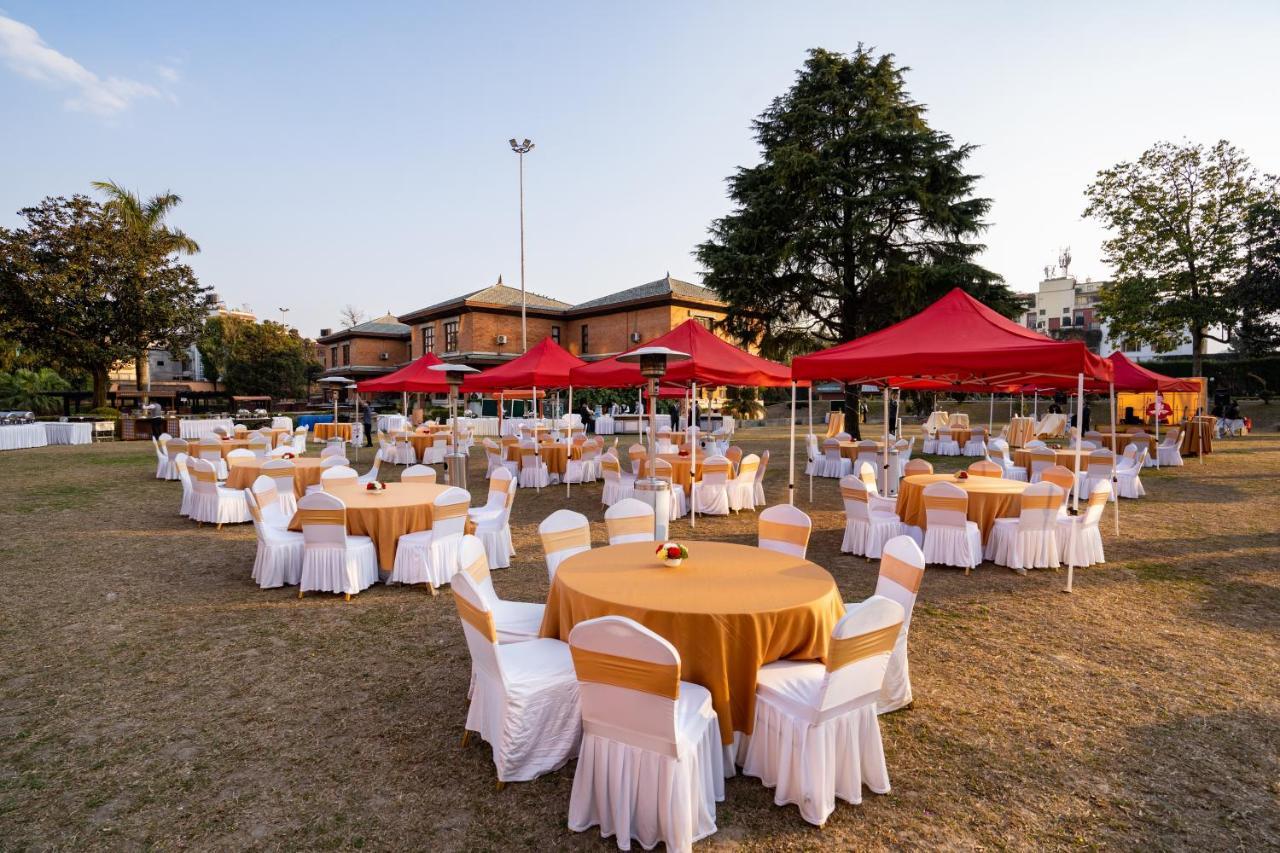 Hotel The Soaltee Kathmandu Exterior foto